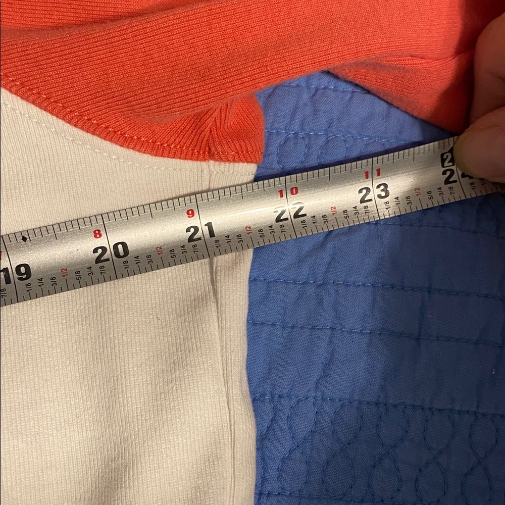 Eddie Bauer  White and Orange Crewneck Top. Soft and comfortable - Picture 5 of 7
